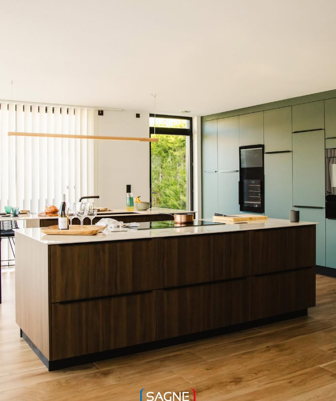 Cuisine sur mesure et ilot central 