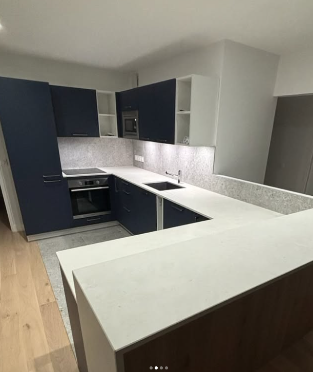  plan de travail céramique et façades coloris naturels